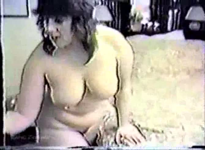 Video :Big tits girl got smashed by dog in free beastiality porn