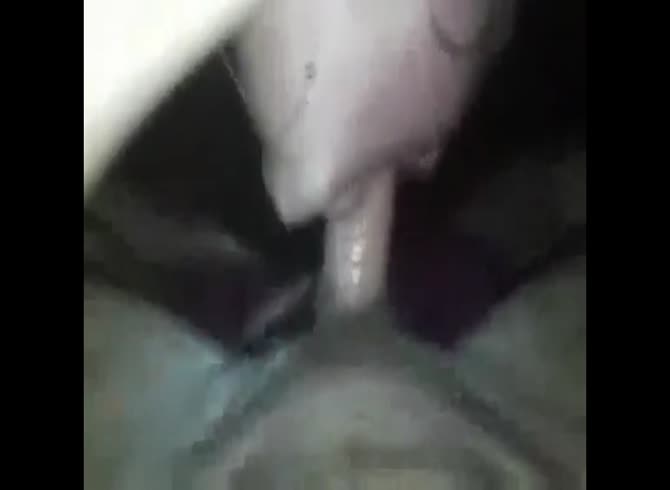 Video :Amateur girl sucking big hard dick and jacking it off